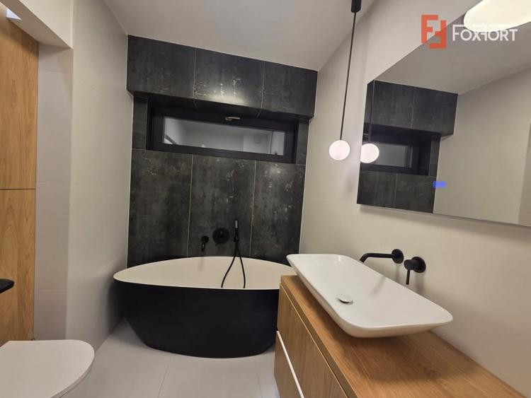 Apartament cu 3 camere, mobilat în Aurel Vlaicu