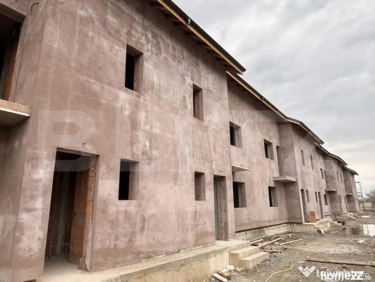 Casă cu 4 camere cu Teren 252 Mp în Rudului