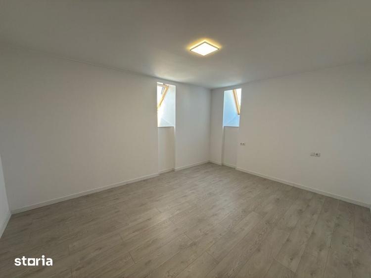 Casă cu 9 camere cu Teren 232 Mp în Ana Ipătescu