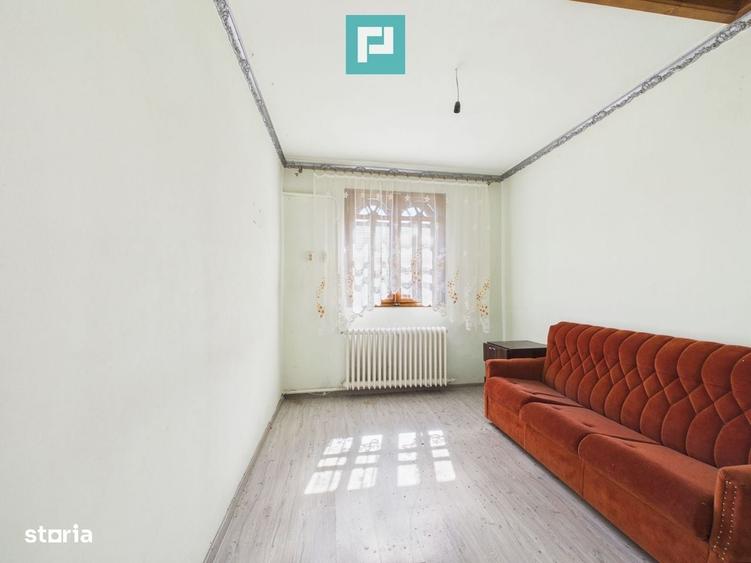 Casă cu 4 camere în Bujac