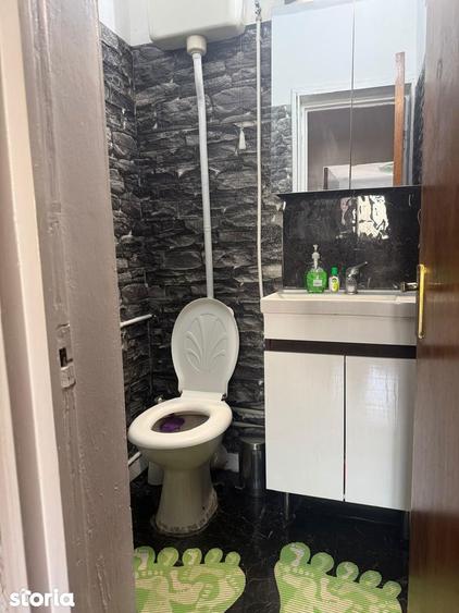 Apartament cu 3 camere decomandat în Tineretului