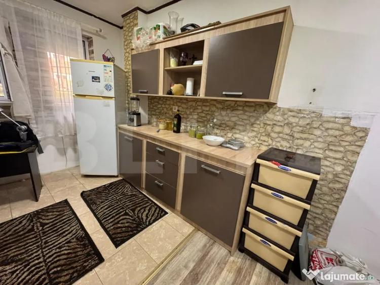 Garsonieră decomandată în Central