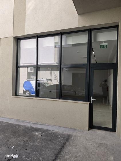 Spațiu comercial, de 48 mp, în Central