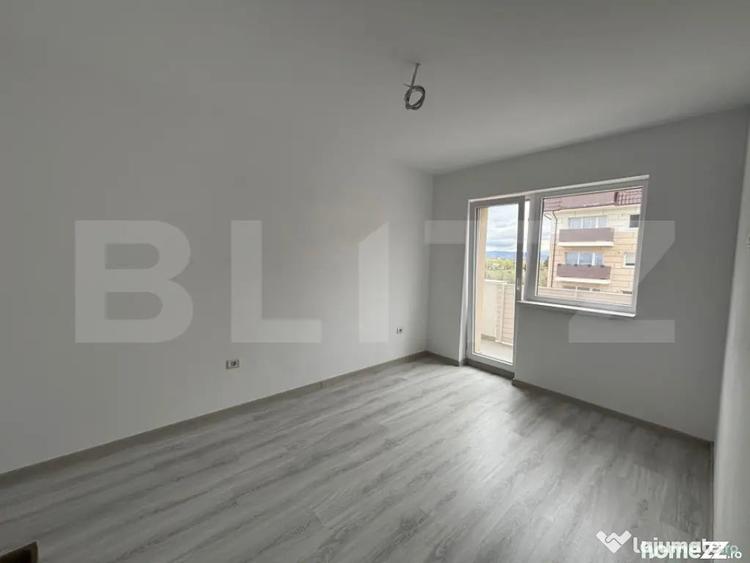 Apartament cu 2 camere semidecomandat în Sânpetru