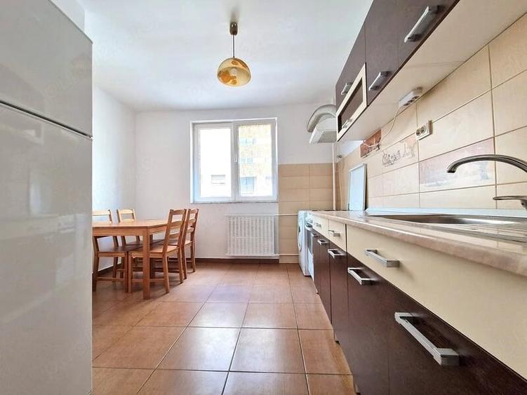 Apartament cu 2 camere semidecomandat în Calea Victoriei