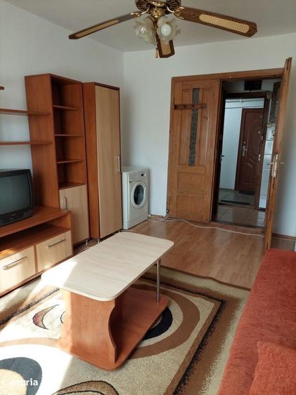 Garsonieră în Badea Cârțan