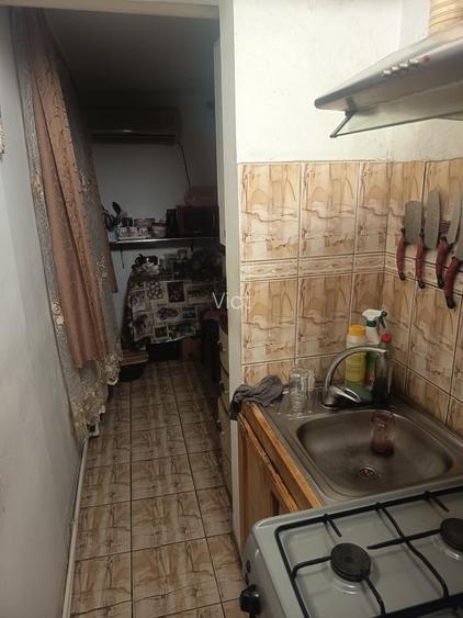 Primesc o fata in gazda in zona debarcader