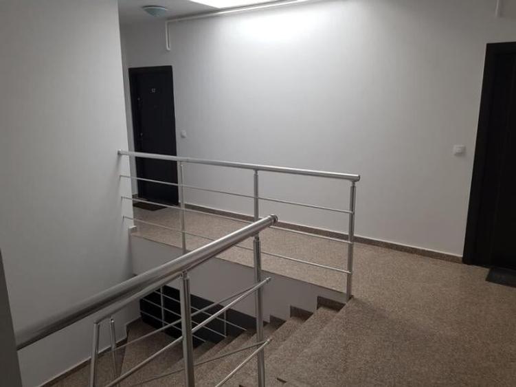 Apartament cu 2 camere semidecomandat, mobilat în Parcul Carol