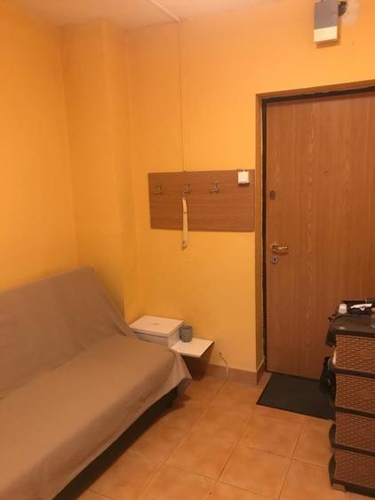 Garsonieră decomandată, mobilată în Vitan