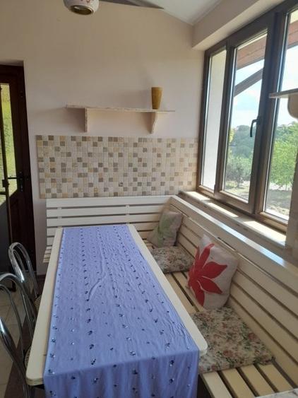 Casă individuală cu 5 camere cu Canalizare în Nord