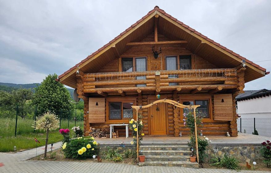 Casă cu 3 camere în Vest