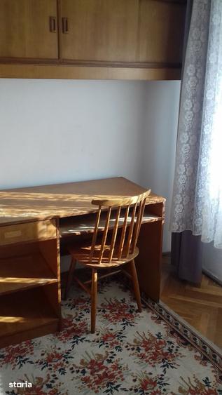 Apartament cu 3 camere decomandat în Complex Studențesc