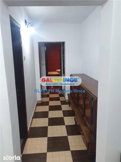 Apartament cu 3 camere decomandat, mobilat în Republicii