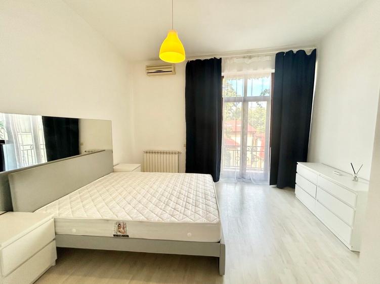 Apartament cu 3 camere decomandat, mobilat în Universitate