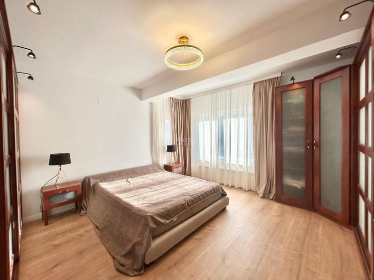 Casă cu 4 camere cu Teren 178 Mp în Central