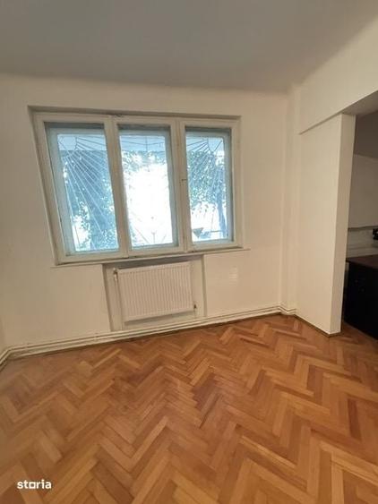 Apartament 2 camere de vanzare, ultracentral, str. Trandafirilor, Baca - 12