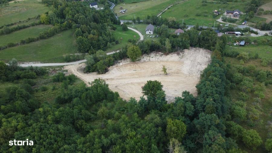 Teren de 12050 mp, în Josenii Bârgăului