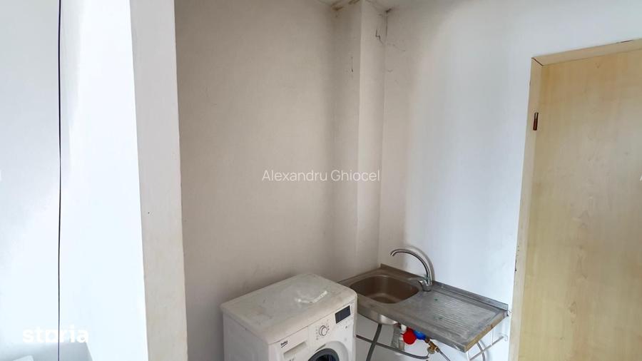 Garsoniera de vanzare Pitesti Str Depozitelor nr 31