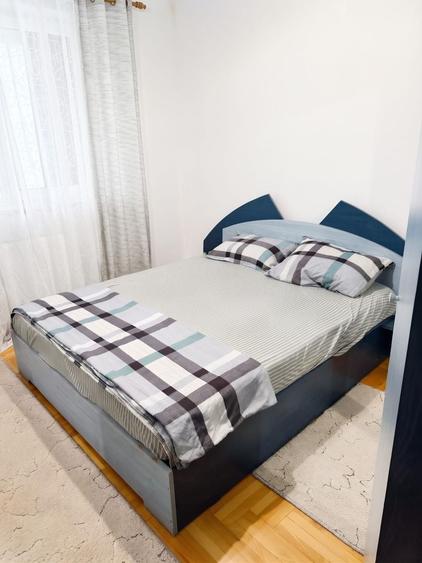 Apartament cu 3 camere în Tomis I