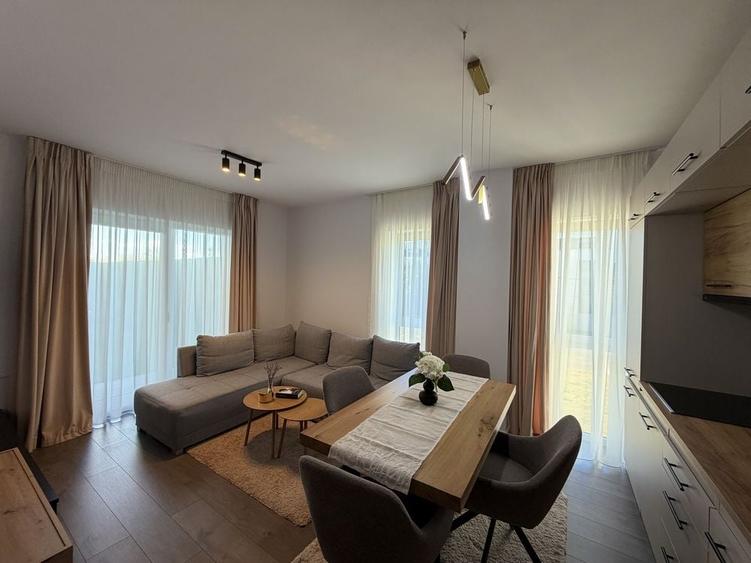 Apartament cu 2 camere decomandat în Exterior Vest