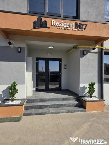 Garsonieră decomandată în Micro 17