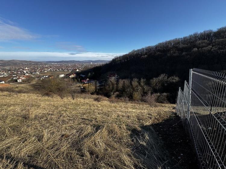 Teren intravilan de 1153 mp, în Micești
