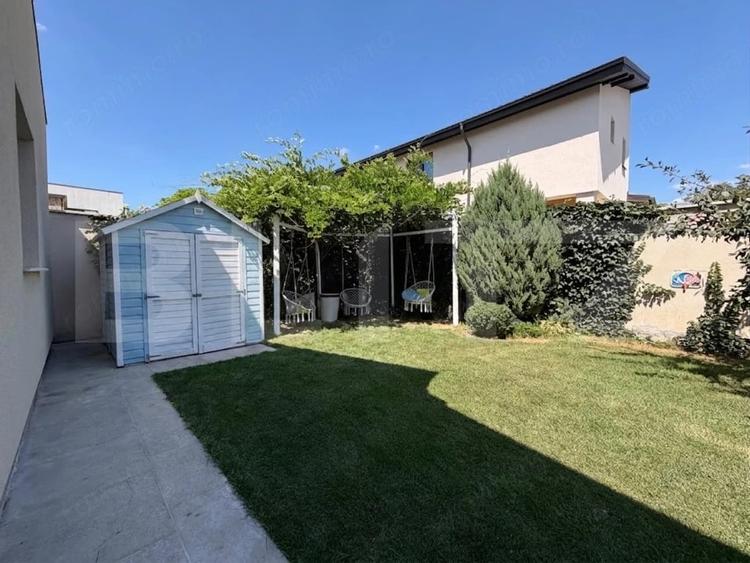 Casă cu Teren 350 Mp în Central