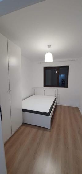 Apartament cu 3 camere decomandat în Exterior Vest