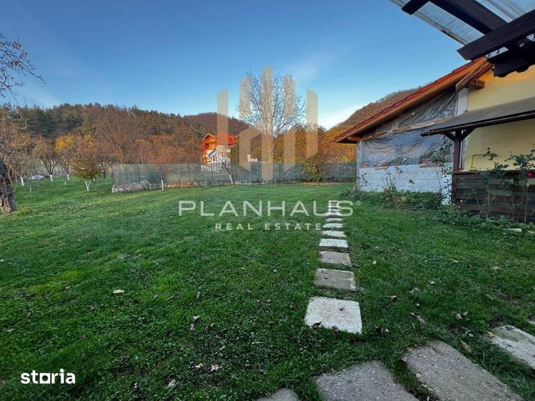 Casă cu 5 camere cu Teren 27 Mp în Cicârlău