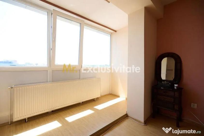 Apartament cu 4 camere decomandat în Craiovei
