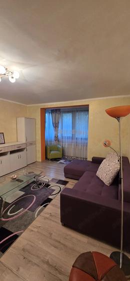 Garsonieră decomandată în Calea Romanului