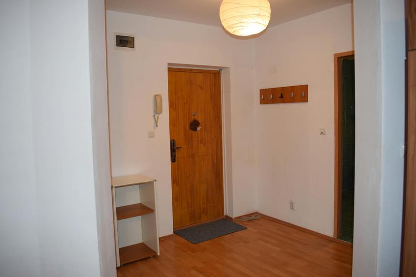 Apartament cu 2 camere decomandat în Florești
