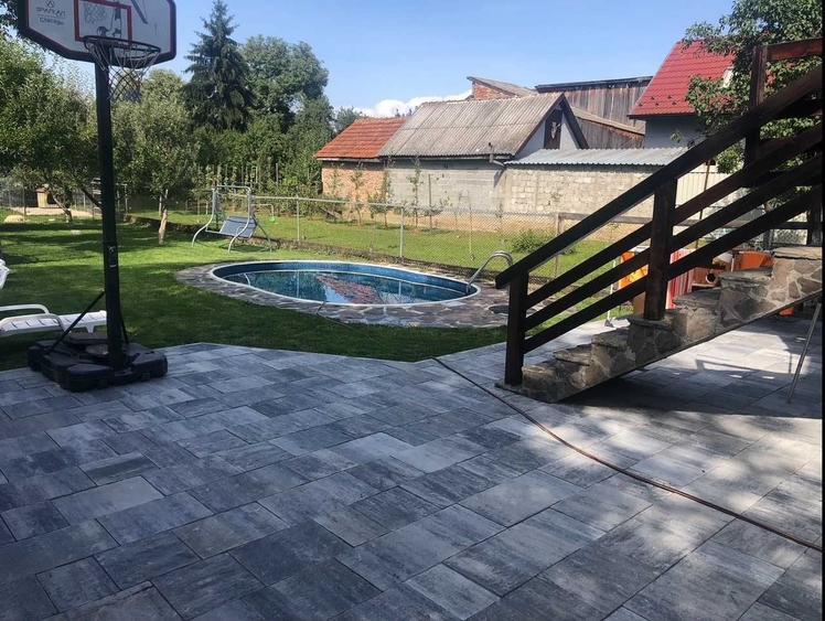 Casă cu 3 camere în Tărlungeni