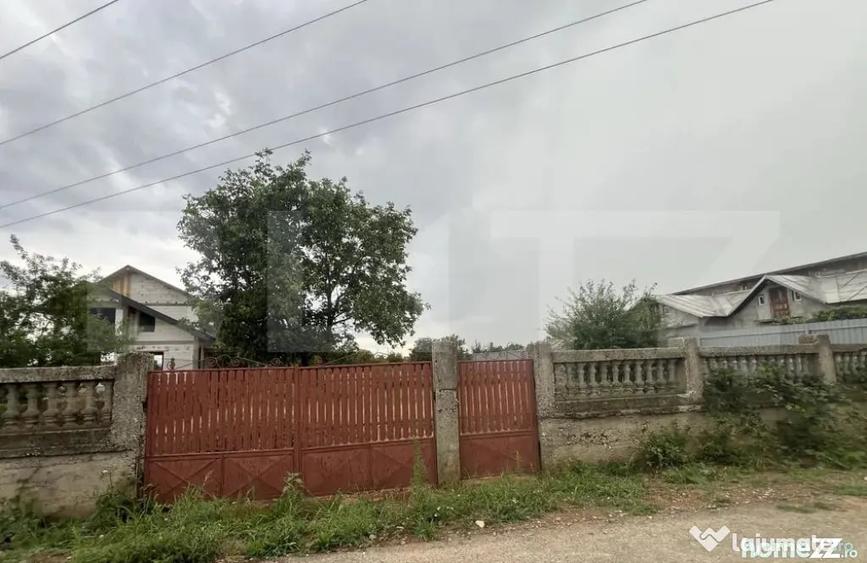 Teren de 1027 mp, în Central