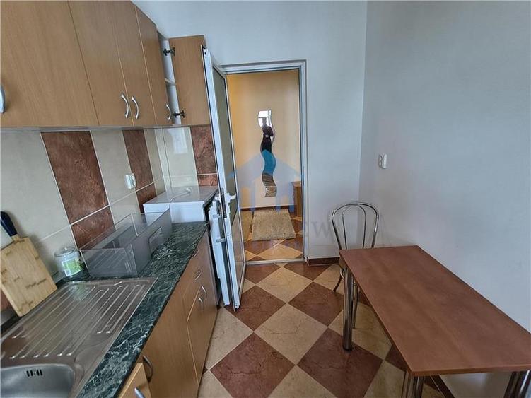 Garsonieră decomandată în Zorilor