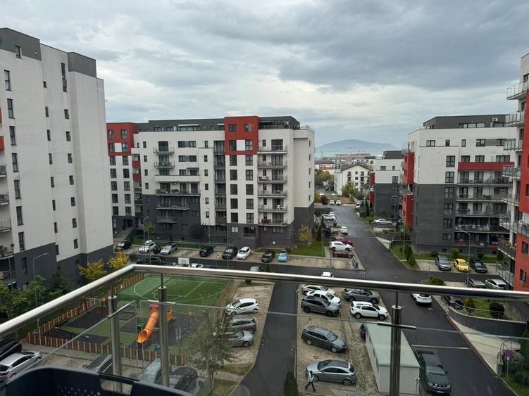 Apartament cu 2 camere decomandat în Exterior Vest