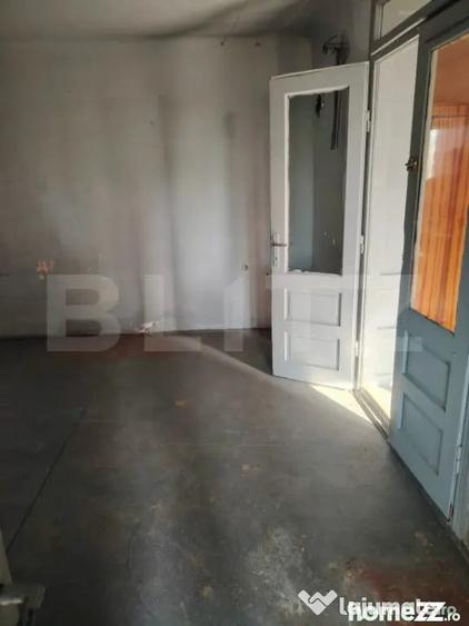 Casă cu 2 camere cu Teren 3750 Mp în Ceanu Mare