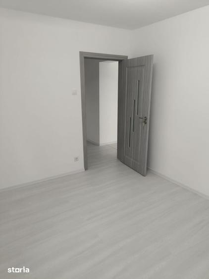 Apartament cu 3 camere în Berceni