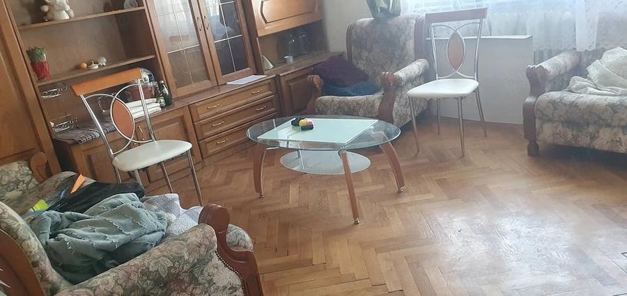 Apartament cu 4 camere decomandat în Bălcescu
