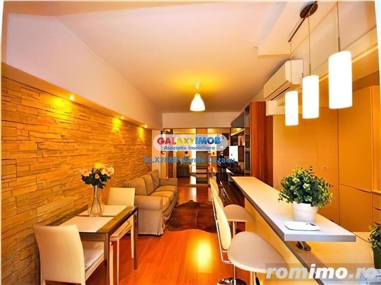 Apartament cu 3 camere decomandat în Baicului