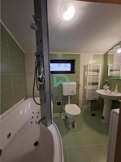 Apartament cu 3 camere decomandat, mobilat în 15 Noiembrie
