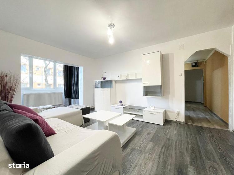 Apartament cu 3 camere semidecomandat, mobilat în Girocului