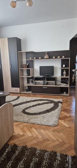 Apartament de inchiriat