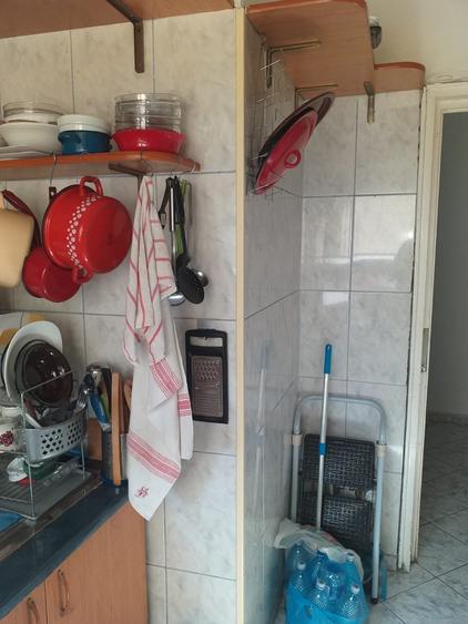 Apartament cu 3 camere semidecomandat în Floreasca