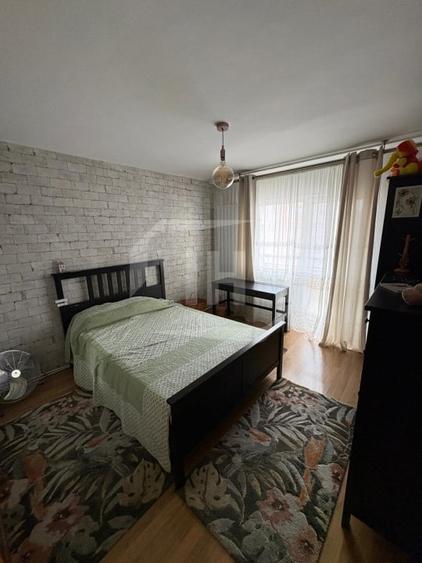Apartament cu 4 camere decomandat, mobilat în Mănăștur
