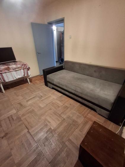 Apartament cu 2 camere decomandat în Podgoria