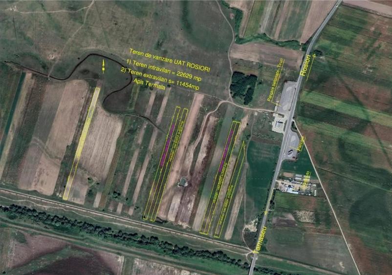 Teren agricol intravilan de 34083 mp, în Roșiori