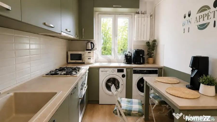 Apartament cu 4 camere decomandat în Bucureștii Noi
