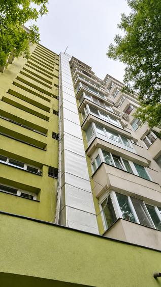 Apartament cu 4 camere decomandat în Iancului