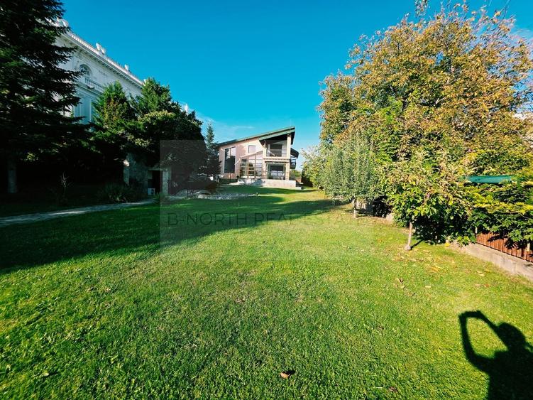 Casă individuală cu 6 camere cu Canalizare în Snagov